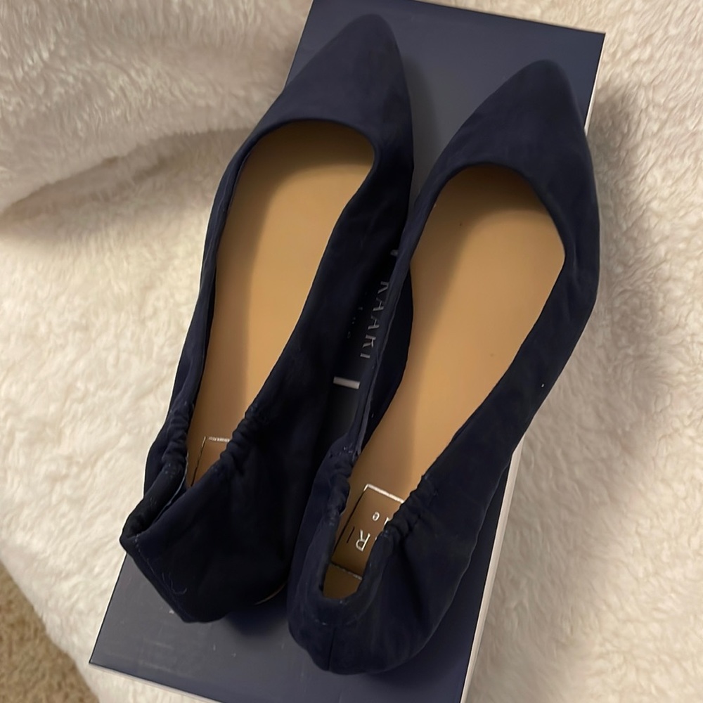 Women’s Kaari Blue Jessica navy faux suede flats 6.5 NWT